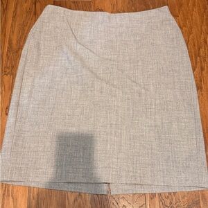 Banana Republic Factory Women's Light Gray Pencil Skirt
